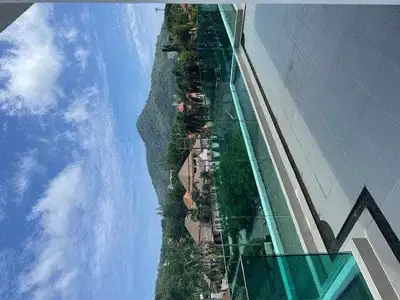 Resale 4-bedroom private pool villa in Kamala