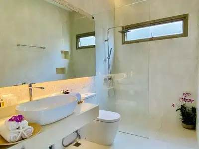 Luxury villa 4 bedroom for rent in Choeng Thale