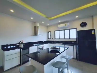 3 bedroom with private pool villa for rent in Choeng Thale