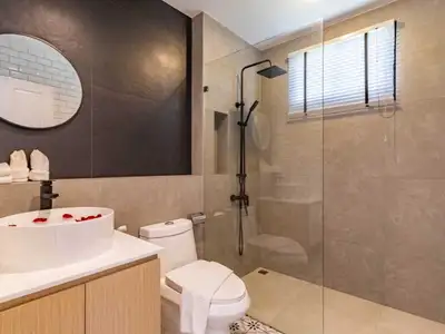 Cozy 3 bedrooms house for rent in Choeng Thale