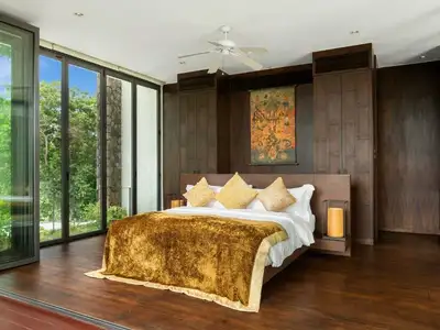 Oceanfront Villa 5 Bedroom For Sale in Kamala, Phuket