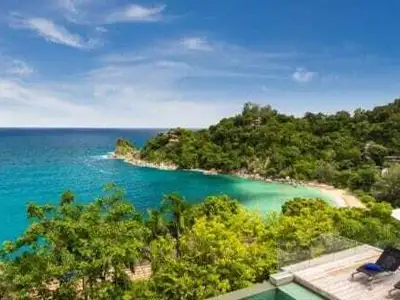 Oceanfront Villa 5 Bedroom For Sale in Kamala, Phuket