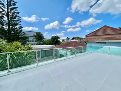 Luxury 4 bedrooms villa for rent in Choeng Thale