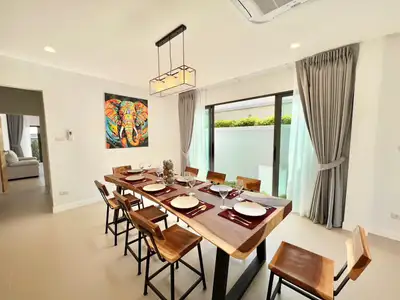 Luxury 4 bedrooms villa for rent in Choeng Thale