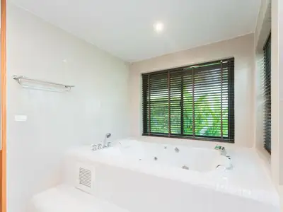 2 bedrooms villa for rent in Choeng Thale