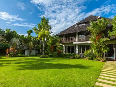 Private Pool Villa For Rent, walking distance to the beach, Choeng Thale,  Phuket