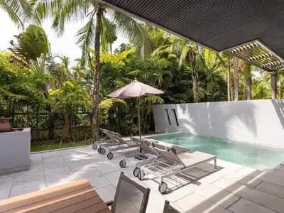 Luxuries 3 bedrooms penthouse with private pool for rent in Bang Tao