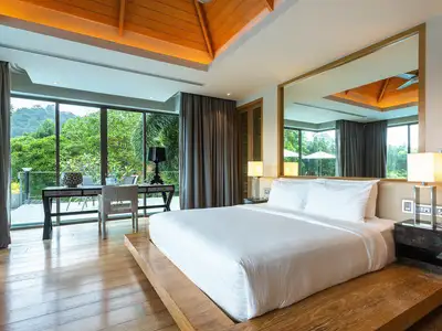 La Coline – Seaview 5 bedrooms with private pool villa in Layan Hill