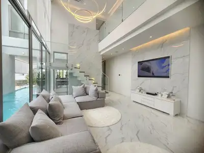 Modern 3-Bedroom Villa with Private Pool in Ban Don, Phuket