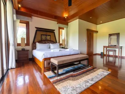 Angsana Laguna Villa – 4 bedrooms pool villa with big garden for rent near Bangtao Beach