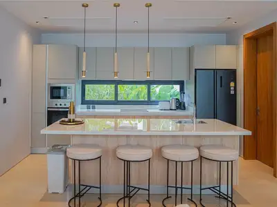 Luxurious 4-Bedroom Designer Villa with Premium Furnishings in Bitanica Foresta