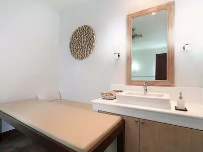 Luxurious 5+1 Bedroom Sai Taan Villa with Pool & Spa Room