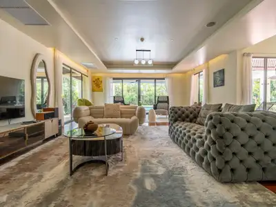Luxury Beachfront Villa at Maan Tawan – 6 bedrooms with private pool