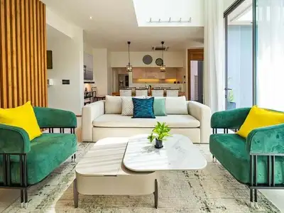 Luxury 5-Bedroom Pool Villa for Rent in Pasak