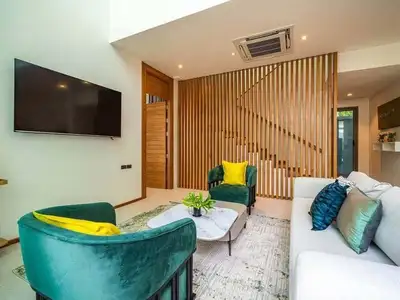 Luxury 5-Bedroom Pool Villa for Rent in Pasak