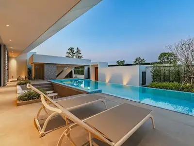 Elegant 3-Bedroom Pool Villa at Clover Residence – Prime Location in Phuket