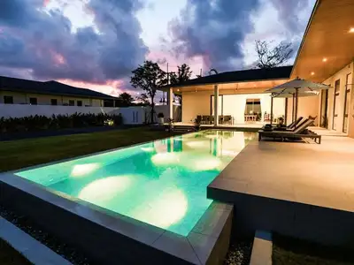 Spacious 3-Bedroom Pool Villa in Bang Jo – Tranquility & Convenience