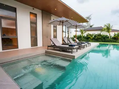 Spacious 3-Bedroom Pool Villa in Bang Jo – Tranquility & Convenience