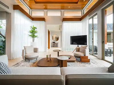 Elegant 3-Bedroom Luxury Villa with Pool in Botanica Prestige, Layan
