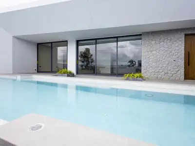 Clover Residence: Luxurious 3-Bedroom Villa in Laguna for Sale | SD29072550