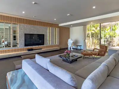 Luxury Property: Stunning 5-Bedroom Villa for Sale in Layan, Phuket | SC04082551