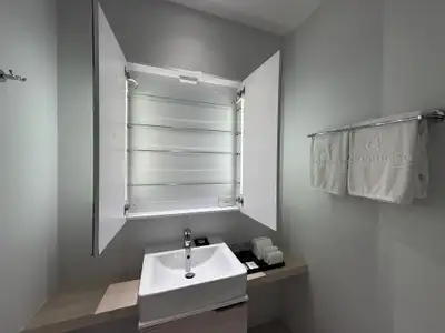 Diamond Condominium – 1 Bedroom Freehold Condo for Sale Near Bangtao Beach | SD14082505