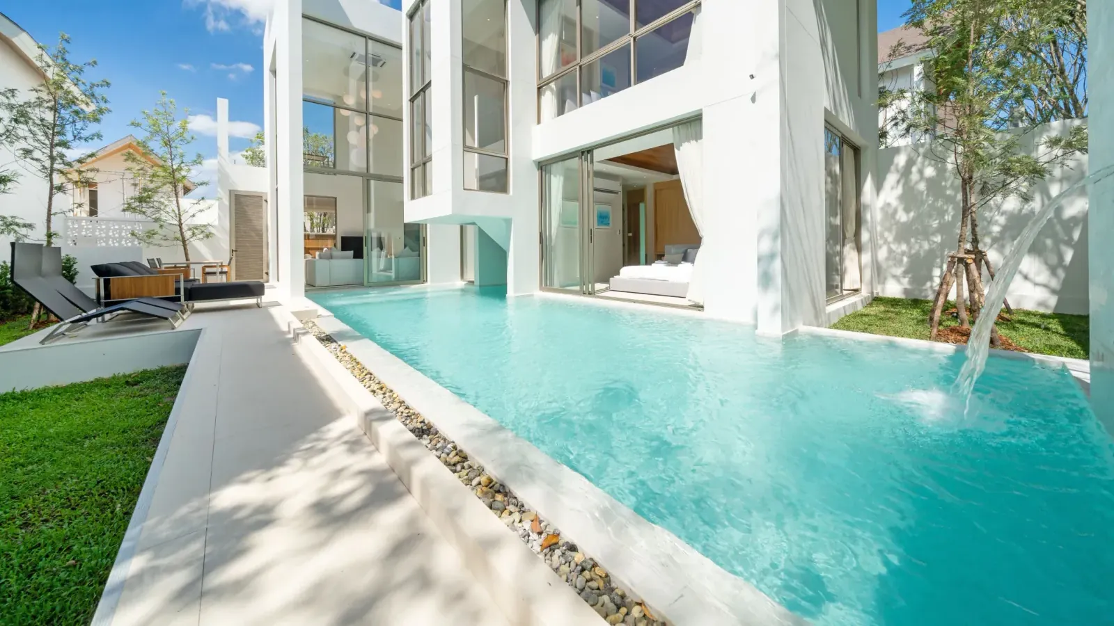 Pool villa for rent in Phuket