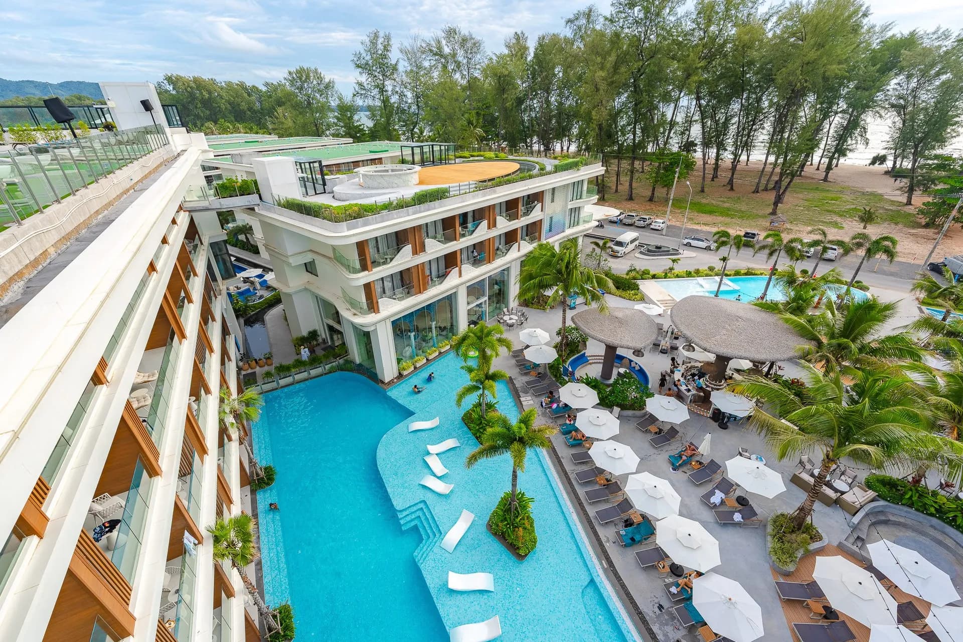Bright 1-Bedroom Condo at Sunshine Beach, Steps from Layan Beach | SD01082601