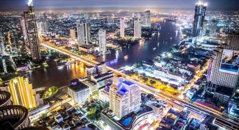 Where do the rich hang out in Bangkok?