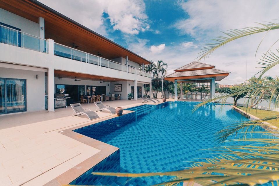 Discover the ultimate in luxury living with our new project in Chalong, Phuket