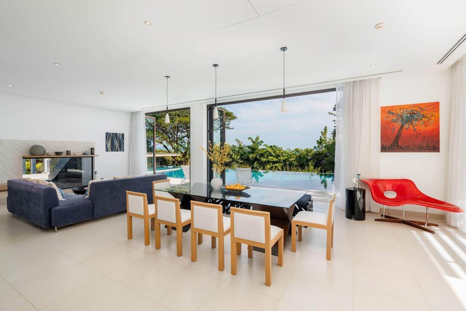 581518065_10163427231002378_4876823464431962005_n