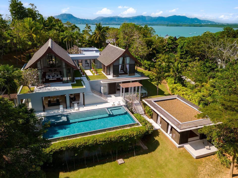 581956809_10163427231082378_3754339582582118473_n